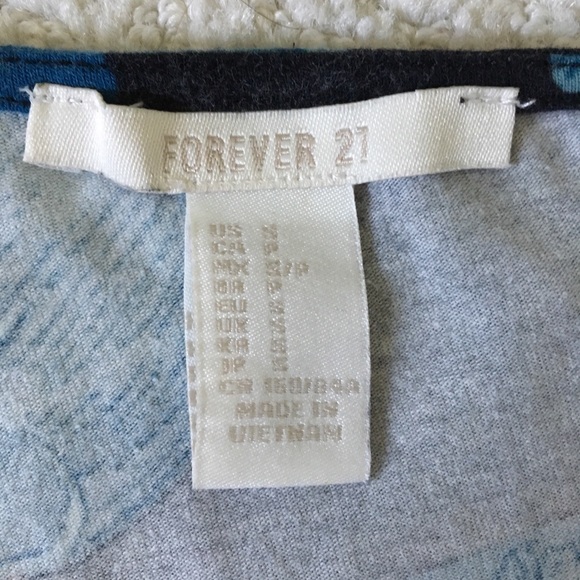 Forever 21 one shoulder crop top - Picture 3 of 3